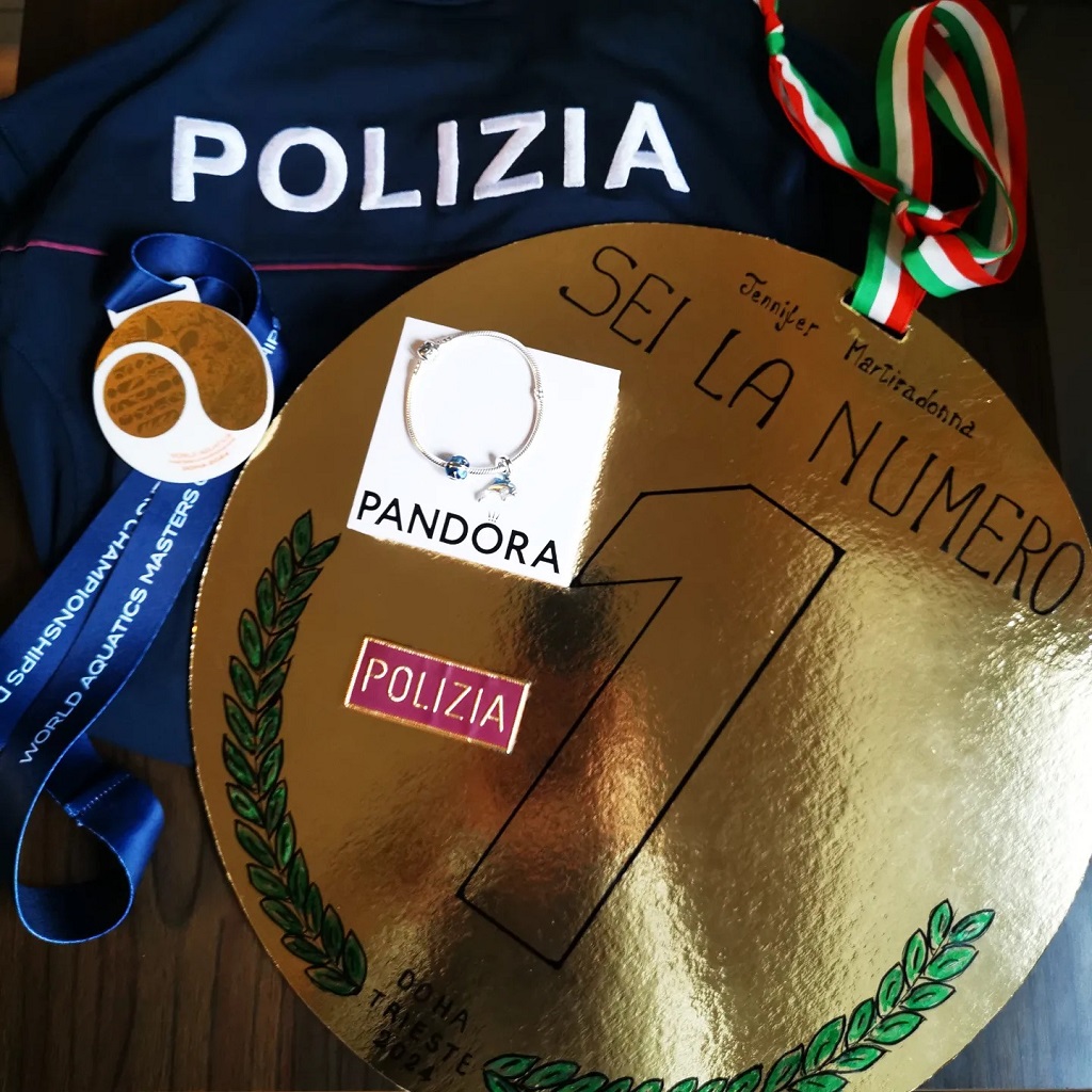 jennifer-martiradonna-polizia-trieste-mondiali-master-nuoto-doha-premiazione
