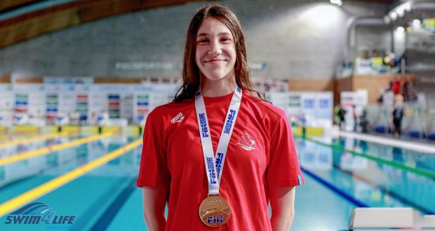 alessandra-mao-oro-14-anni-campionati-italiani-nuoto-assoluti-record