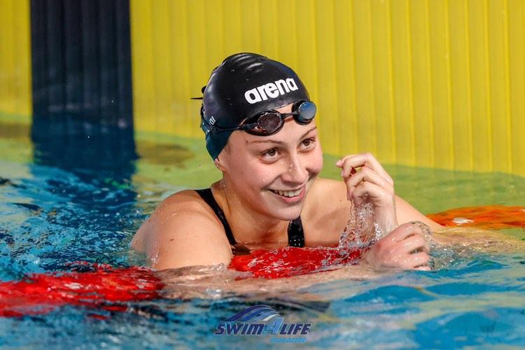 anita-gastaldi-sara-curtis-record-italiano-nuoto-assoluti-2025-risultati