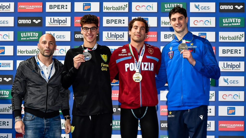 manuel-frigo-campionati-italiani-assoluti-nuoto-sara-curtis-record